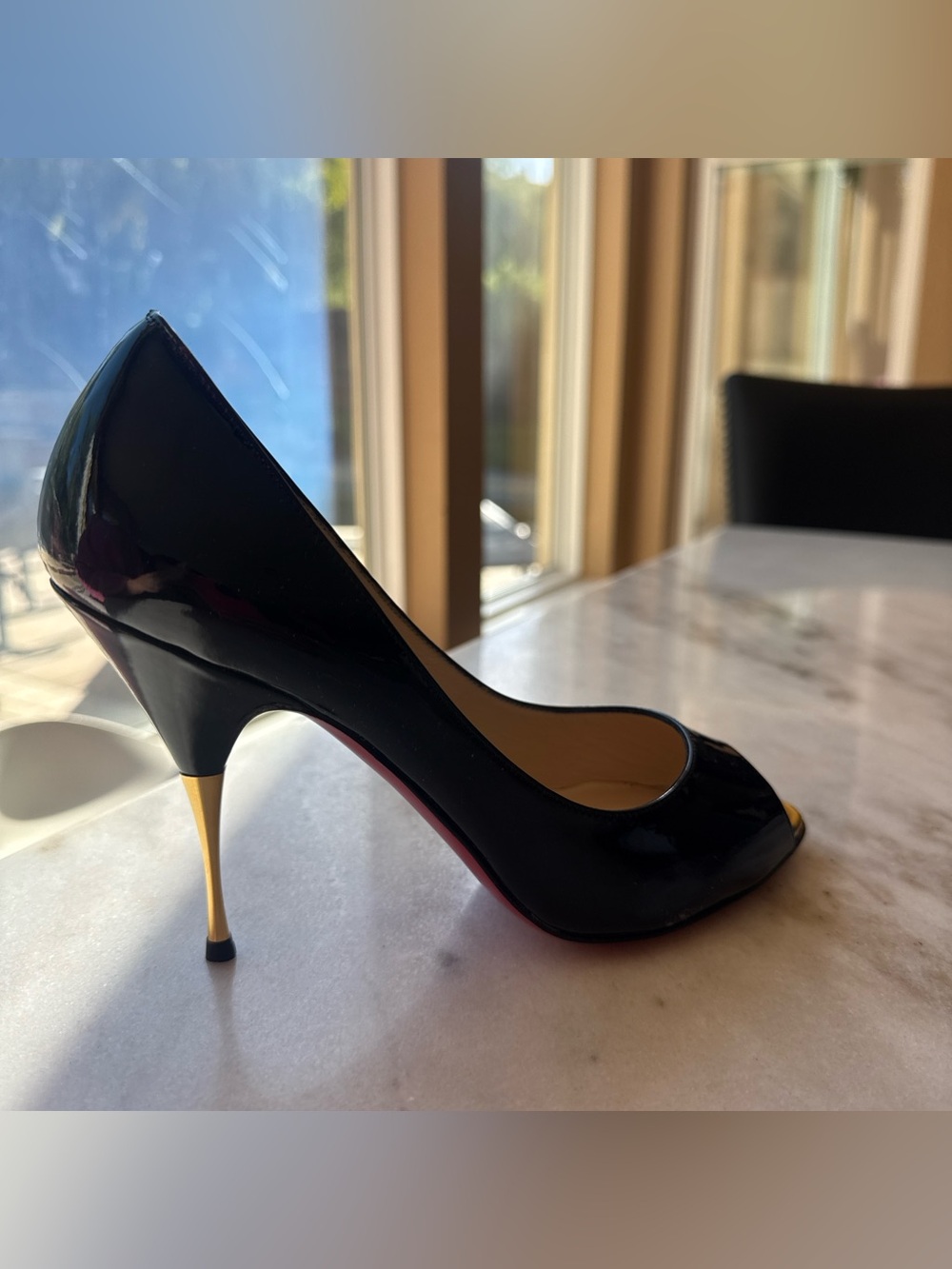 Authentic Christian Louboutin Yoyospina